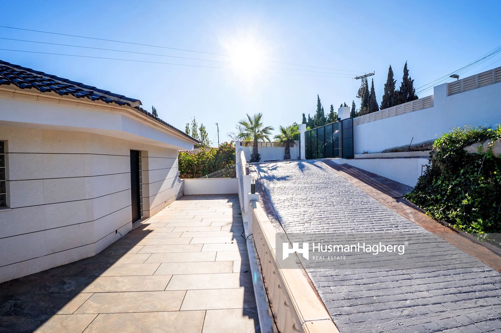 Chalet de 4 habitaciones en La Nucia en venta con piscina - 795.000 € (Ref: 10021902)