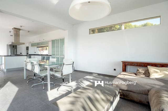 3 makuuhuone Huvila myytävänä paikassa Altea mukana uima-altaan - 1 470 000 € (Ref: 10021903)