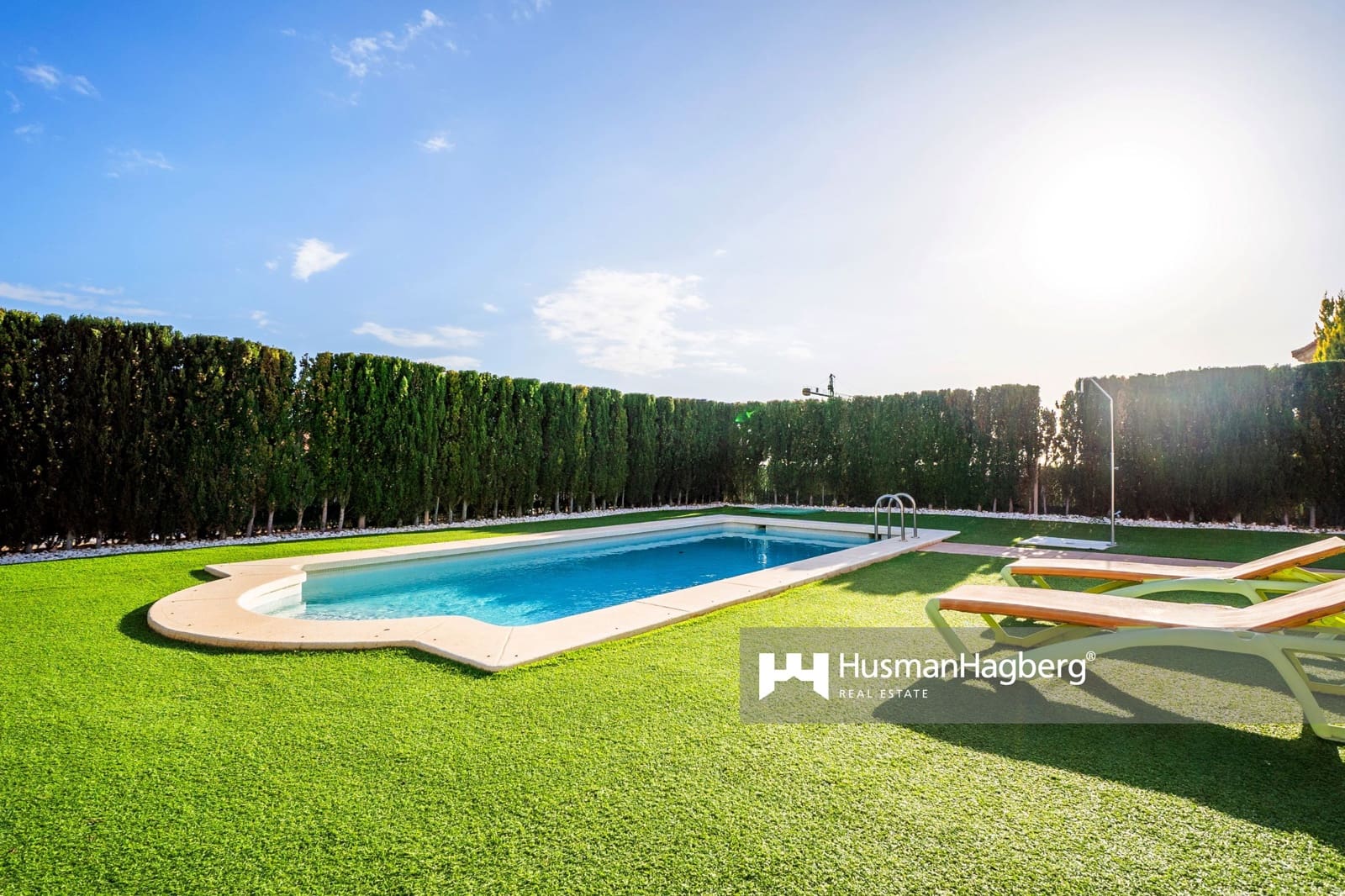 4 bedroom Villa for sale in Benidorm with pool - € 810,000 (Ref: 10021910)