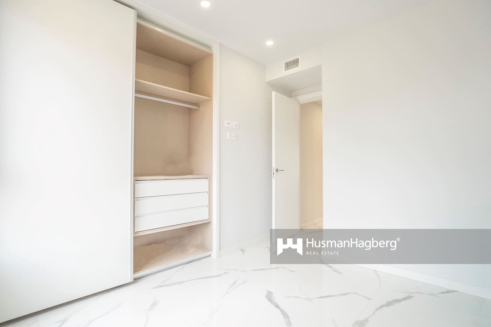 2 makuuhuone Huoneisto myytävänä paikassa Benidorm mukana uima-altaan - 535 000 € (Ref: 10023506)