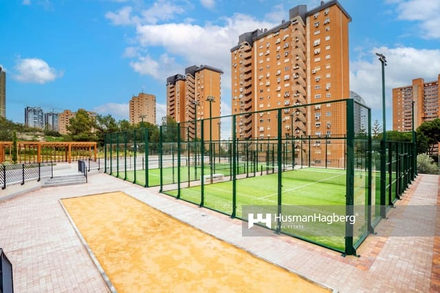 2 makuuhuone Huoneisto myytävänä paikassa Playa Poniente, Benidorm mukana uima-altaan - 535 000 € (Ref: 10023506)