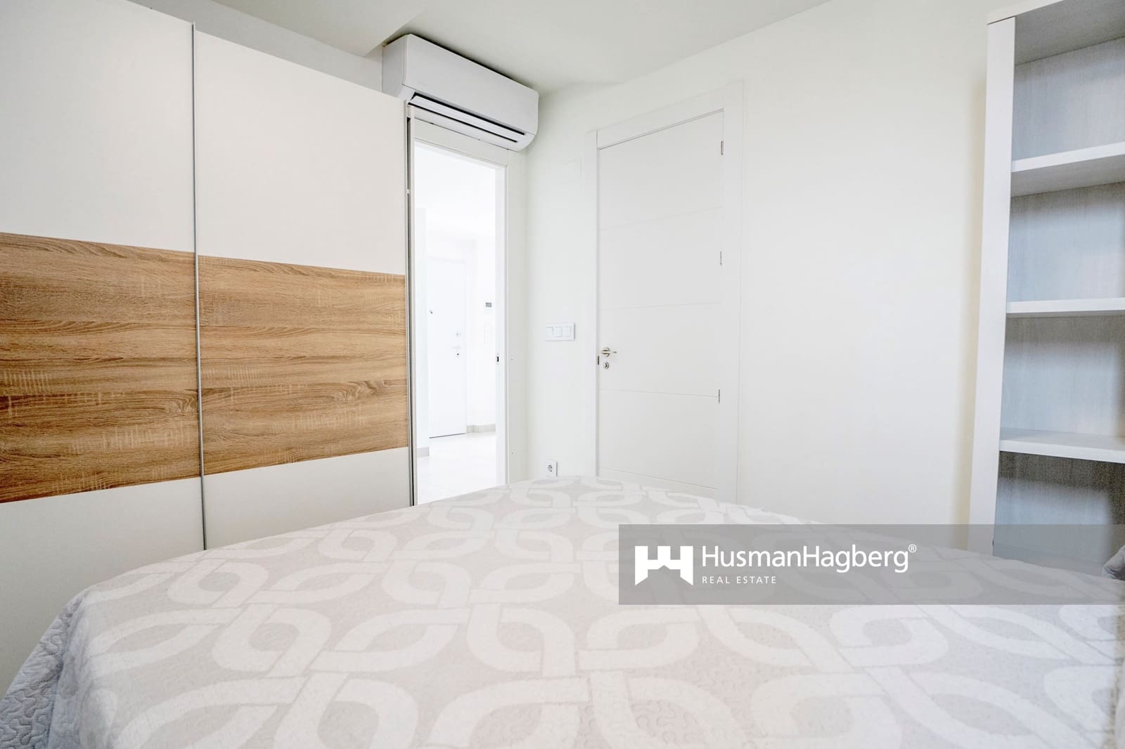 2 sovrum Lägenhet till salu i Benidorm med pool - 329 999 € (Ref: 10029035)