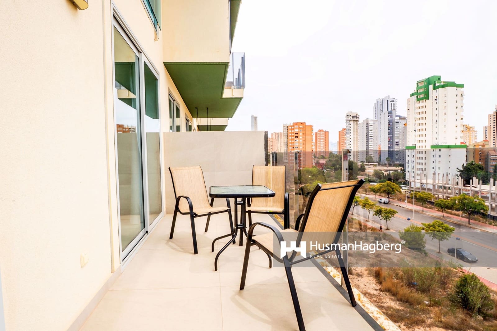 2 sovrum Lägenhet till salu i Benidorm med pool - 329 999 € (Ref: 10029035)