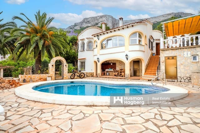 4 sovrum Villa till salu i El Montgó, Dénia med pool - 595 000 € (Ref: 10029037)