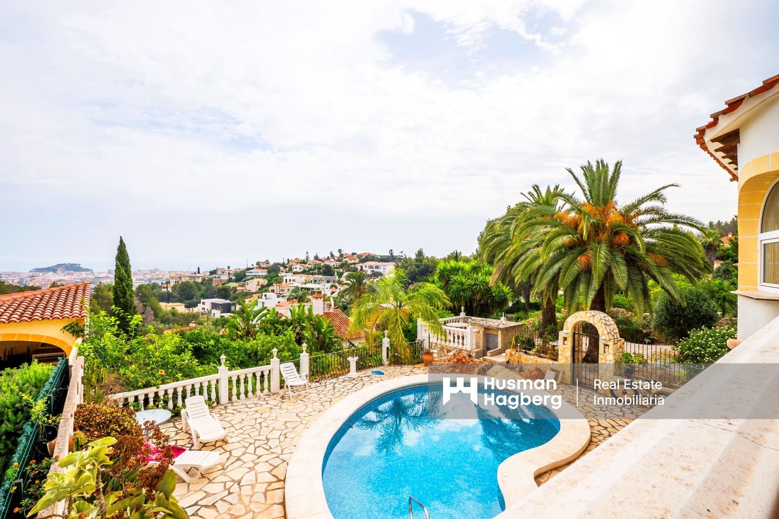 4 sovrum Villa till salu i Denia med pool - 595 000 € (Ref: 10029037)