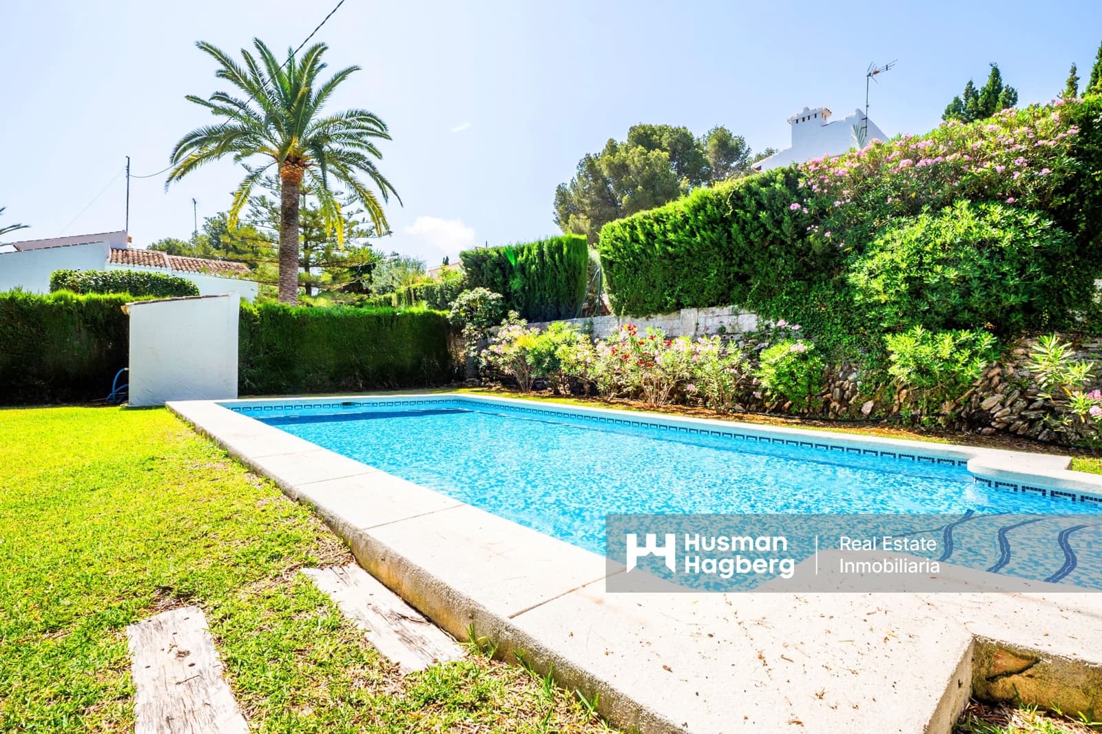 Chalet de 6 habitaciones en Javea / Xàbia en venta con piscina - 850.000 € (Ref: 10029041)