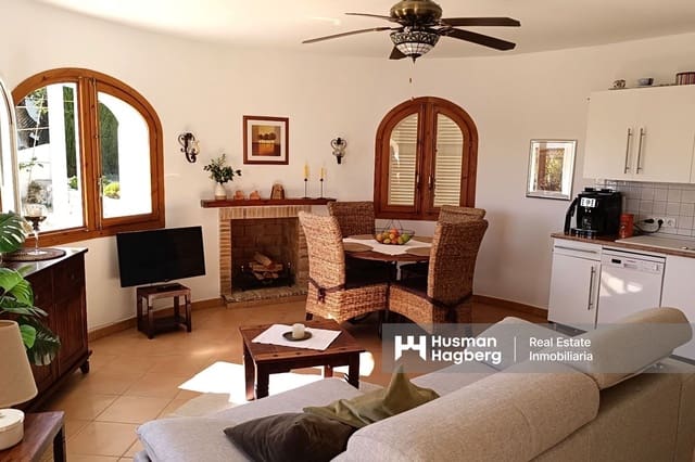 Chalet de 4 habitaciones en Cometa - Carrió, Calpe / Calp en venta con piscina - 695.000 € (Ref: 10091030)