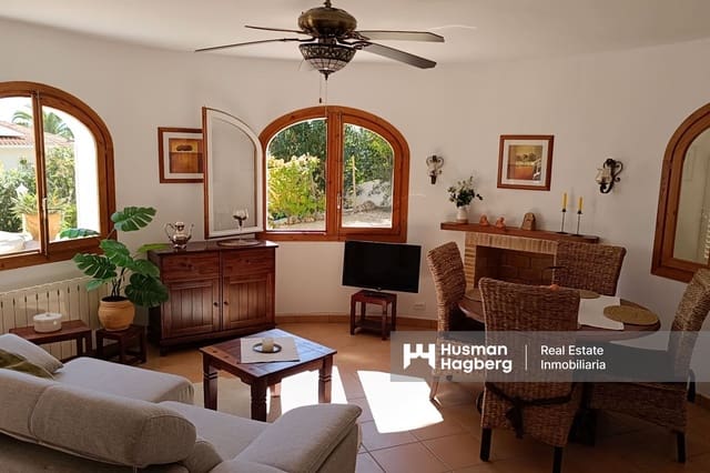 Chalet de 4 habitaciones en Cometa - Carrió, Calpe / Calp en venta con piscina - 695.000 € (Ref: 10091030)