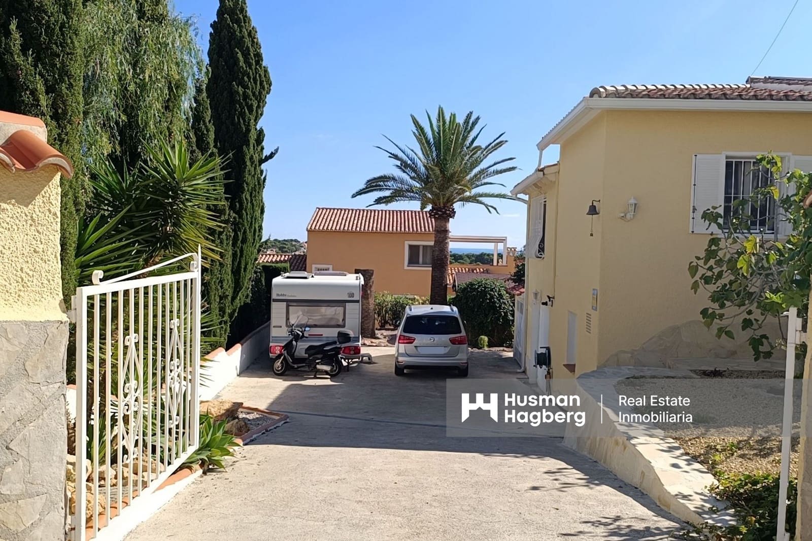 Chalet de 4 habitaciones en Calpe / Calp en venta con piscina - 695.000 € (Ref: 10091030)