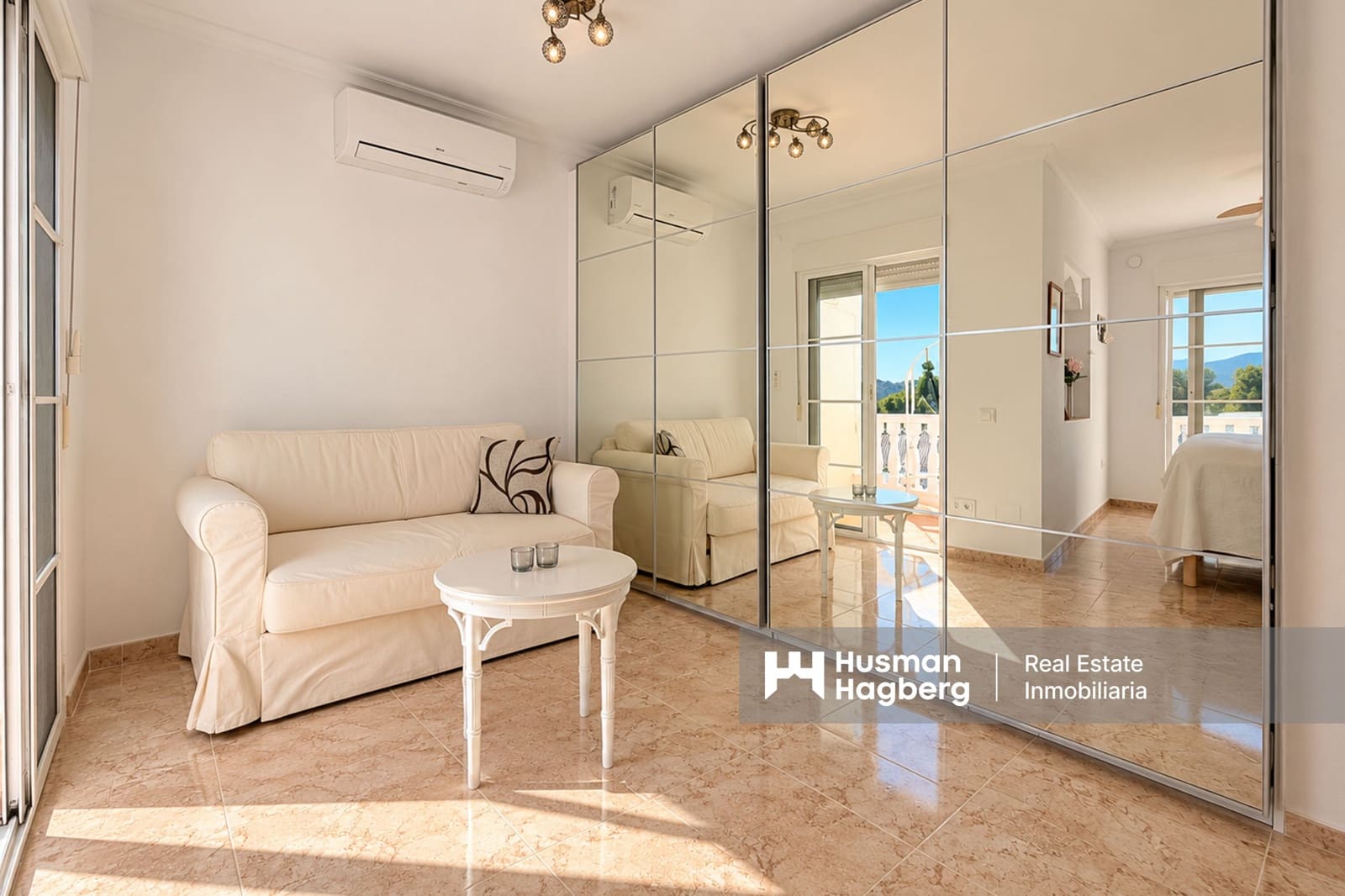 2 sovrum Villa till salu i La Nucia med pool garage - 295 000 € (Ref: 10111264)