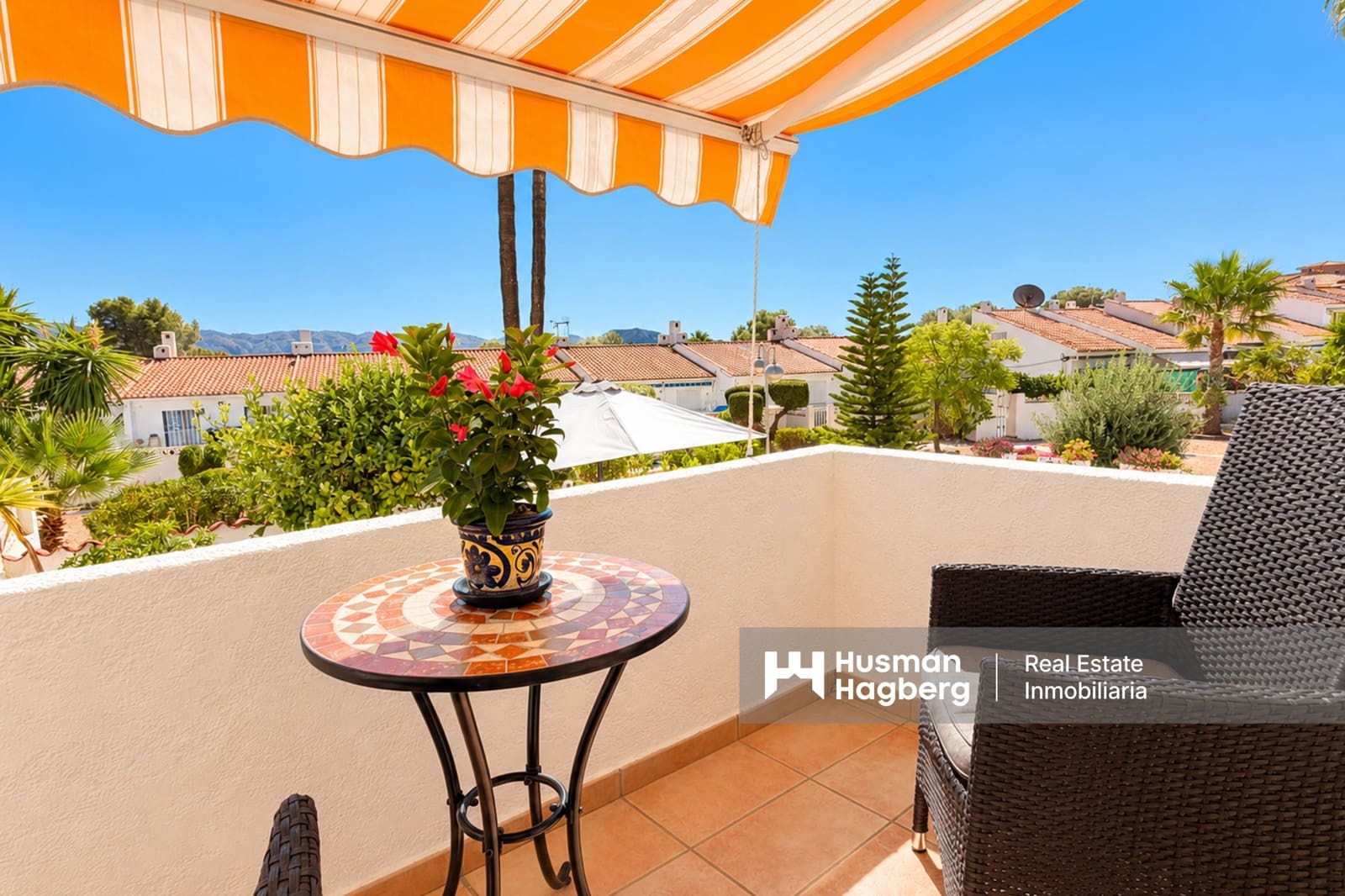 2 sovrum Villa till salu i La Nucia med pool garage - 295 000 € (Ref: 10111264)