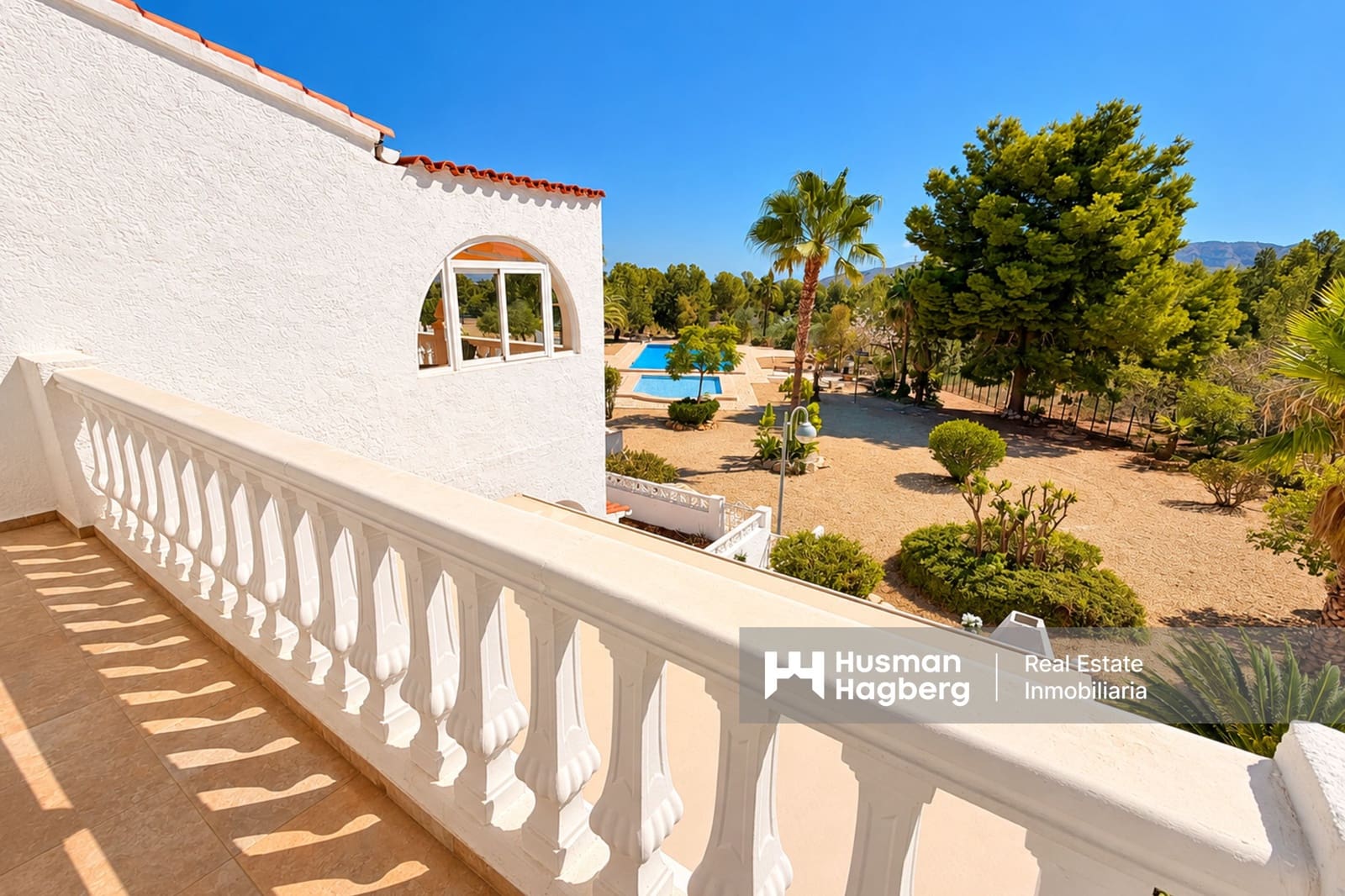 2 bedroom Townhouse for sale in La Nucia with pool garage - € 359,000 (Ref: 10145635)