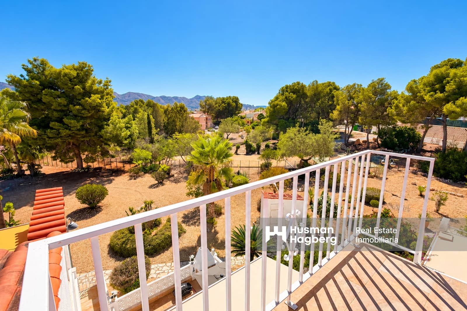 2 bedroom Townhouse for sale in La Nucia with pool garage - € 359,000 (Ref: 10145635)