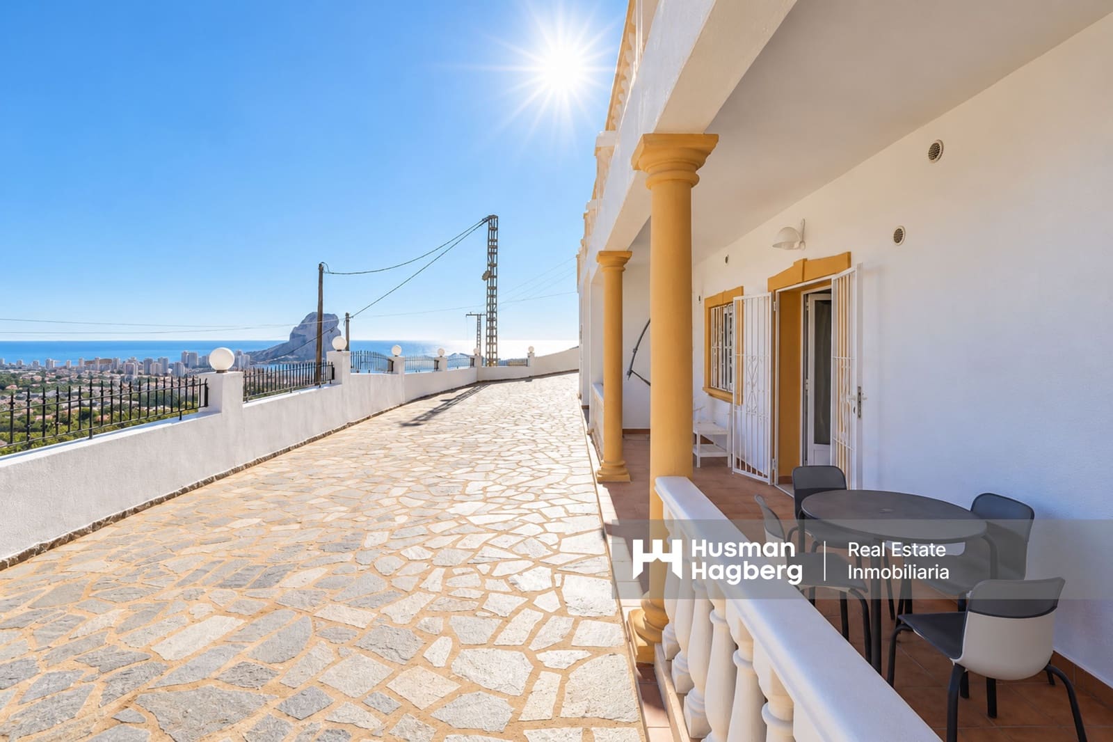 4 soverom Villa til salgs i Calpe / Calp med svømmebasseng garasje - € 649 000 (Ref: 10170418)