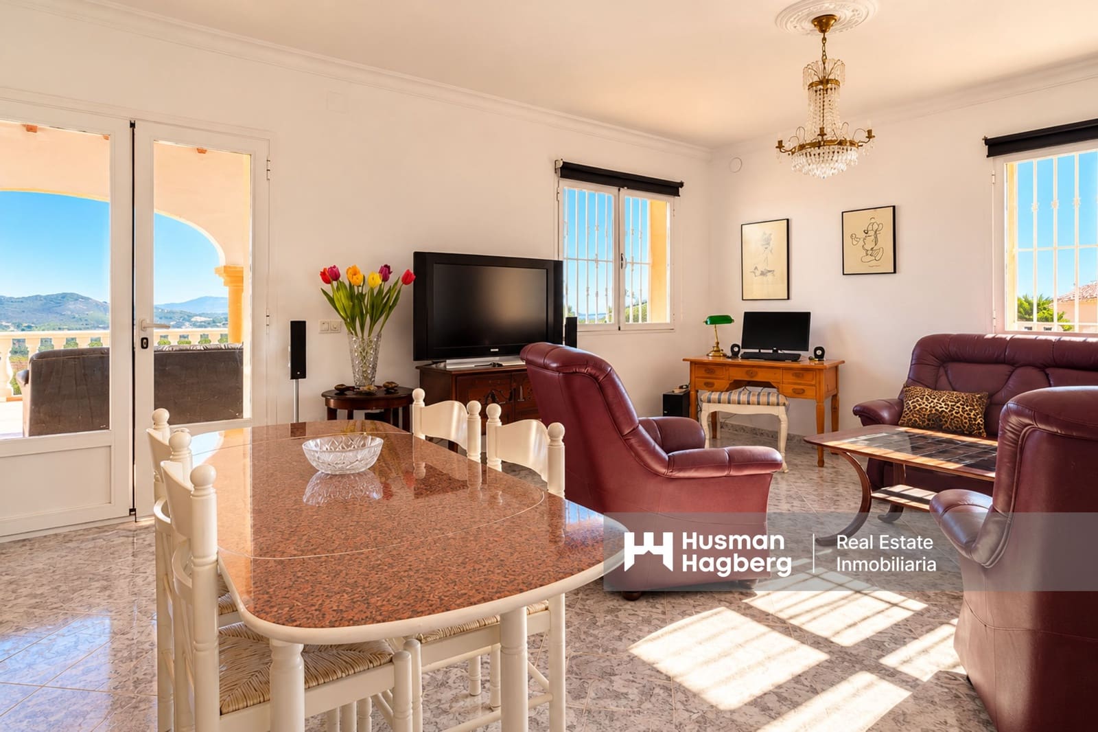 4 soverom Villa til salgs i Calpe / Calp med svømmebasseng garasje - € 649 000 (Ref: 10170418)