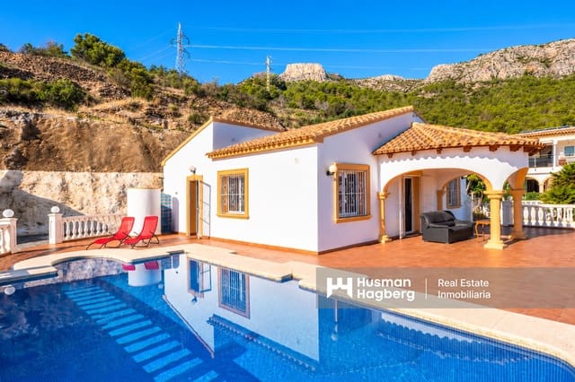 4 soveværelse Villa til salg i Oltamar - Cucarres, Calpe / Calp med swimmingpool garage - € 649.000 (Ref: 10170418)