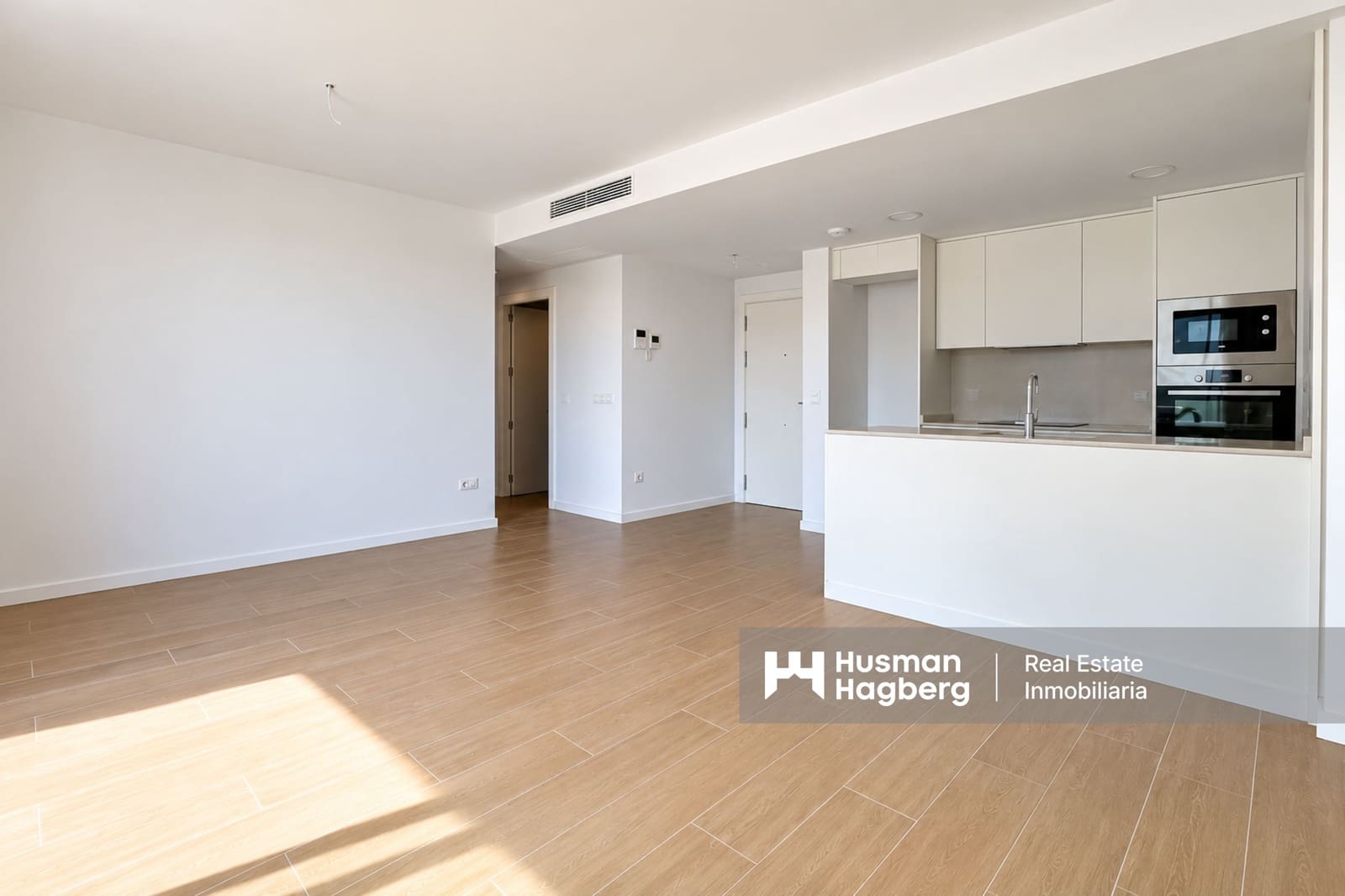 2 bedroom Apartment for sale in Denia with pool garage - € 349,000 (Ref: 10176254)