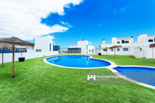 2 soveværelse Byhus til salg i Benidorm med swimmingpool - $ 1.592.524.544 (Ref: 9141265)