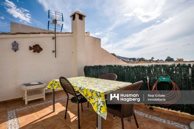 2 makuuhuone Omakotitalo myytävänä paikassa Albir, Alfaz del Pi / L'Alfàs del Pi mukana uima-altaan - 325 000 € (Ref: 9344247)