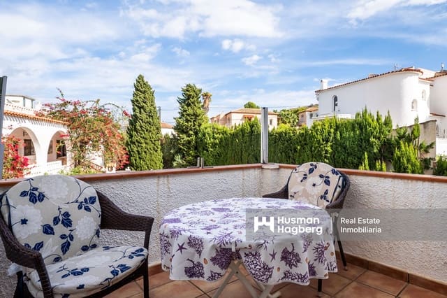 2 makuuhuone Omakotitalo myytävänä paikassa Albir, Alfaz del Pi / L'Alfàs del Pi mukana uima-altaan - 325 000 € (Ref: 9344247)