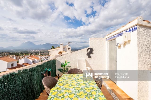 2 makuuhuone Omakotitalo myytävänä paikassa Albir, Alfaz del Pi / L'Alfàs del Pi mukana uima-altaan - 325 000 € (Ref: 9344247)