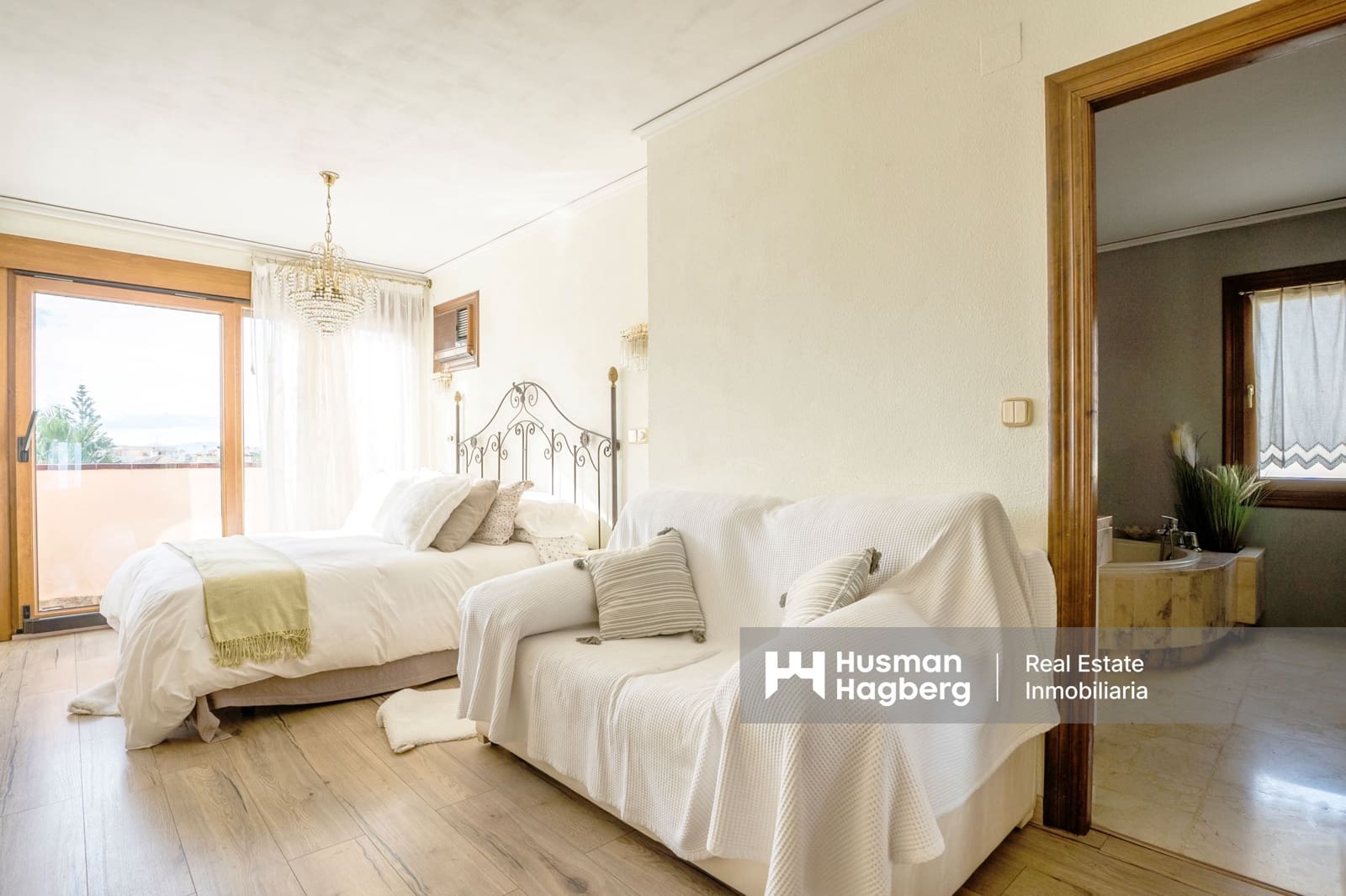 2 sovrum Lägenhet till salu i Denia med pool - 477 000 € (Ref: 9346673)