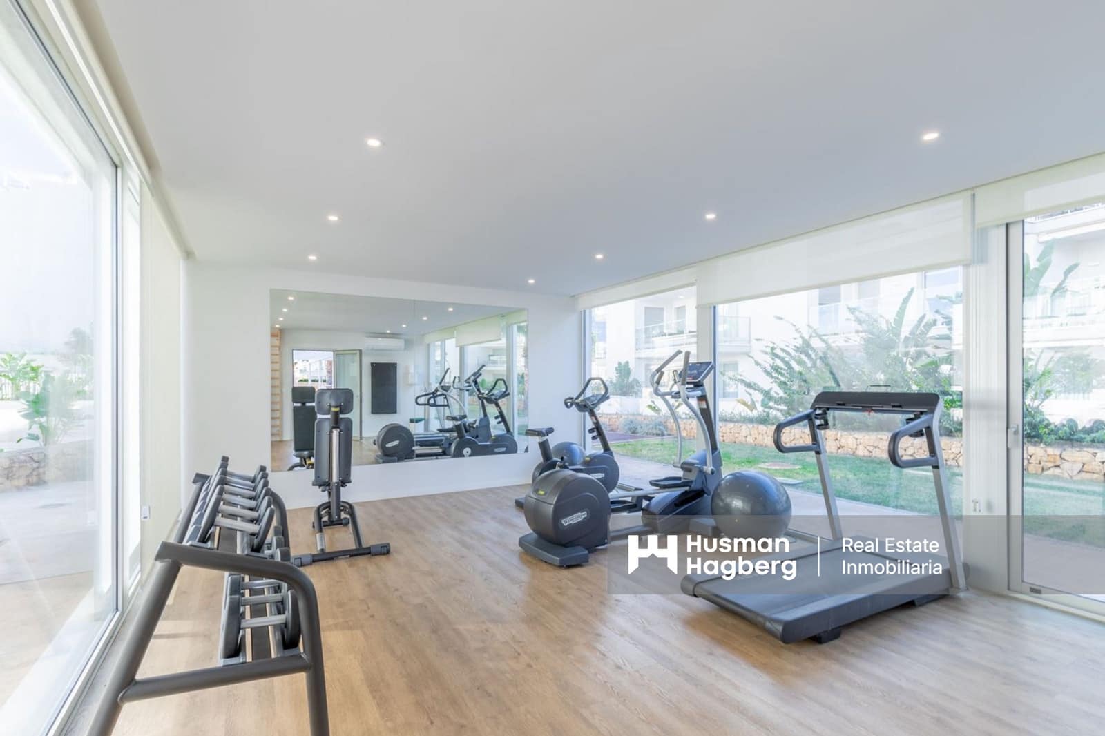 2 sovrum Lägenhet till salu i Denia med pool - 459 000 € (Ref: 9361813)