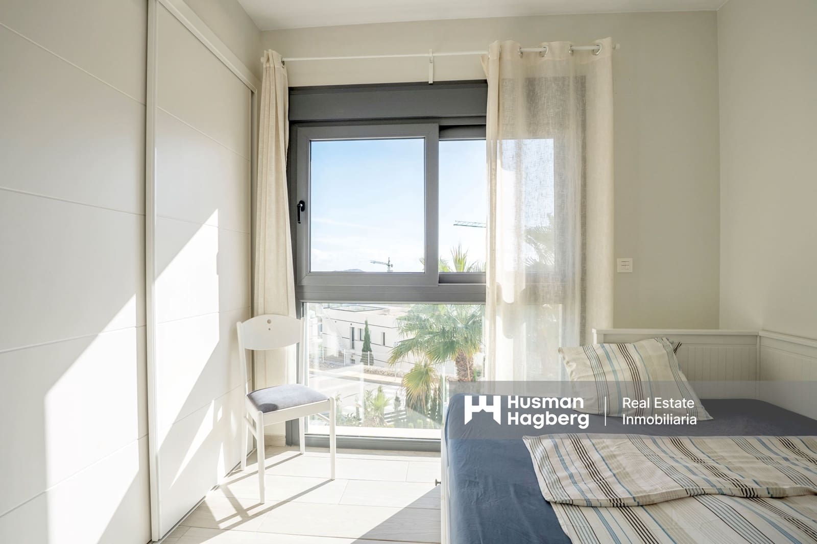 3 soveværelse Lejlighed til salg i Benidorm med swimmingpool - € 389.000 (Ref: 9371576)