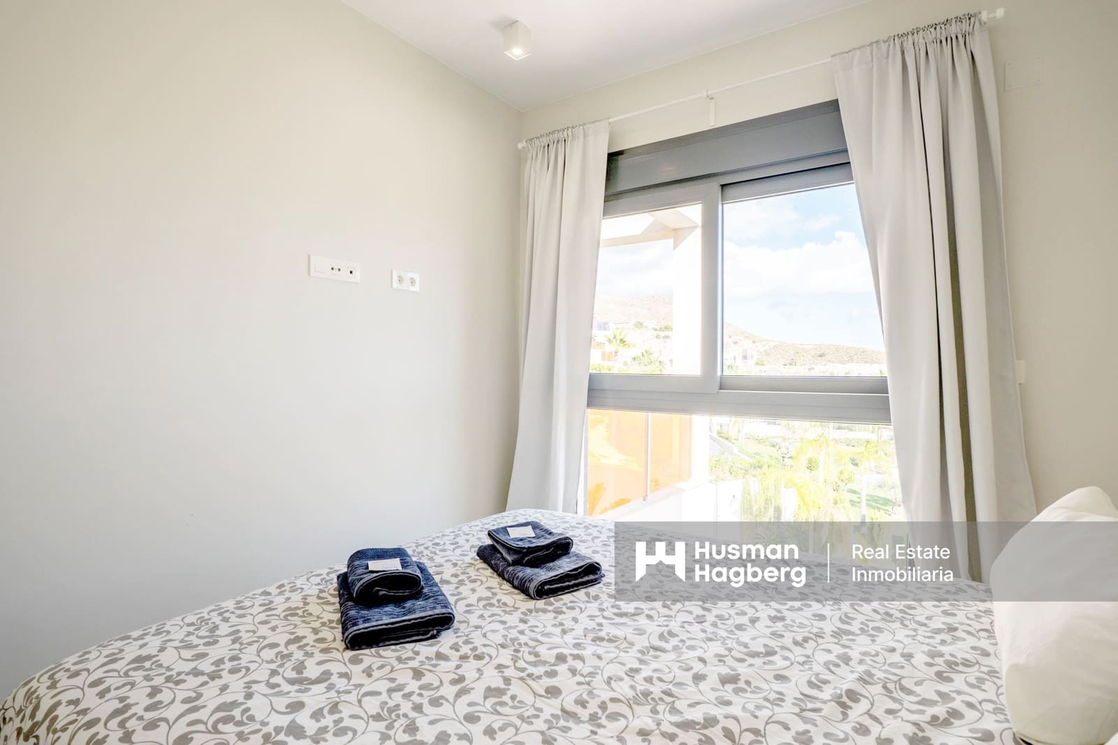 3 soveværelse Lejlighed til salg i Benidorm med swimmingpool - € 389.000 (Ref: 9371576)