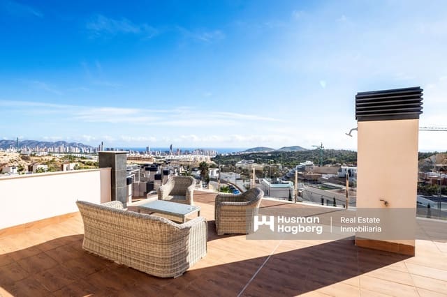 3 soveværelse Lejlighed til salg i Benidorm med swimmingpool - € 389.000 (Ref: 9371576)