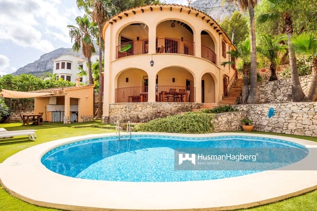 5 soverom Villa til salgs i El Montgó, Dénia med svømmebasseng - € 876 000 (Ref: 9385008)