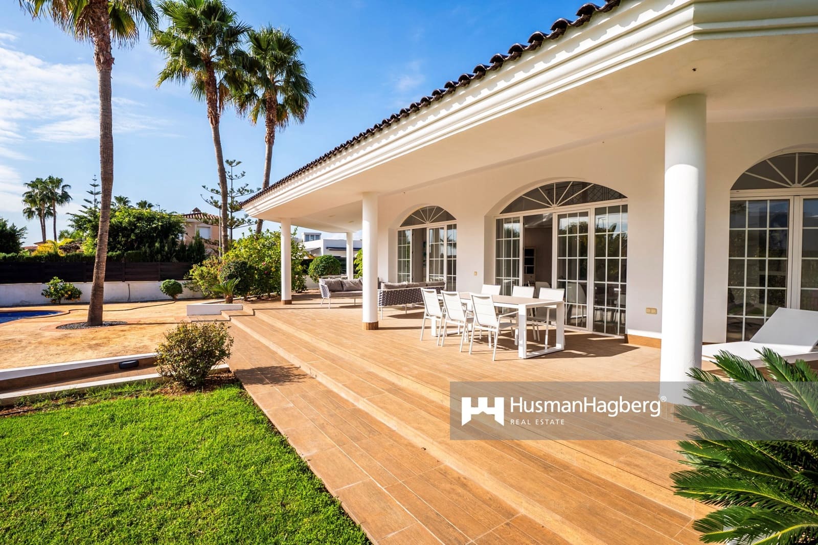 5 soverom Villa til salgs i Alfaz del Pi / L'Alfas del Pi med svømmebasseng - € 1 600 000 (Ref: 9387091)