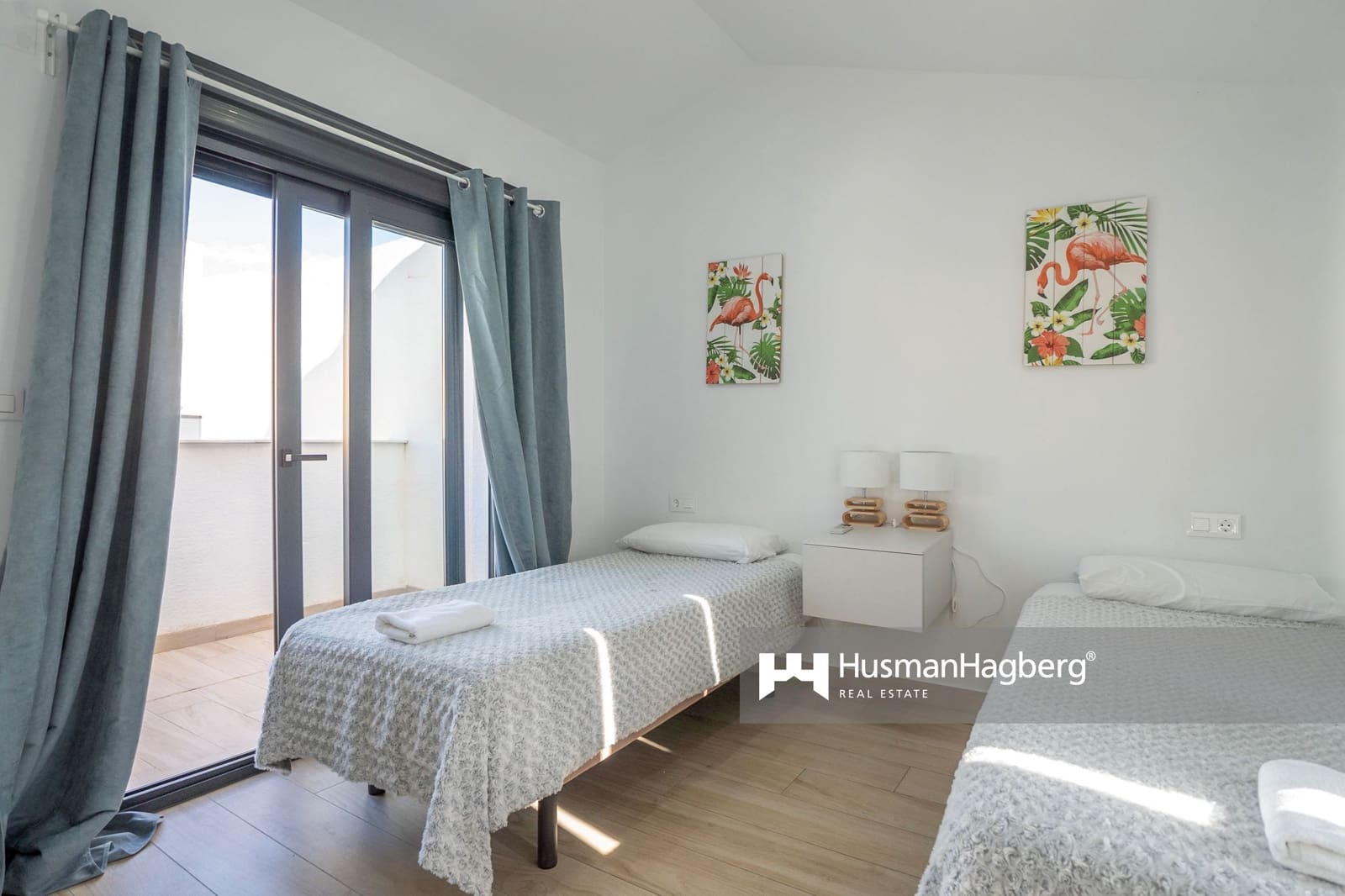 3 bedroom Townhouse for sale in Benidorm with pool - € 369,000 (Ref: 9395599)