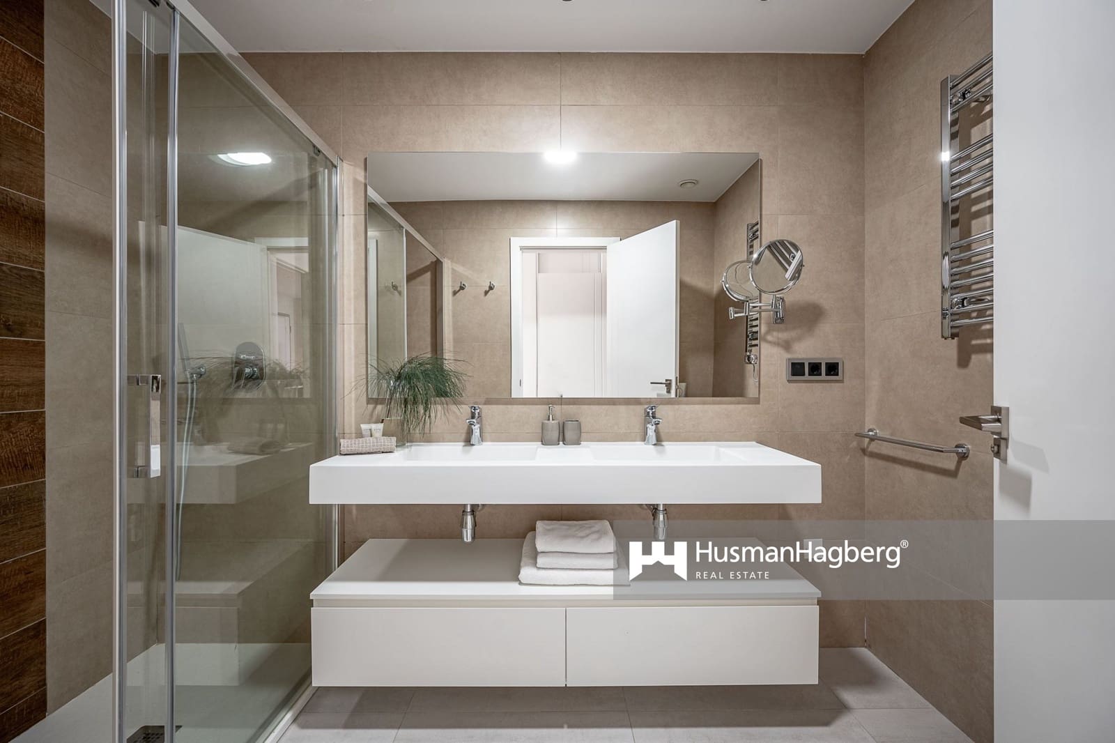 2 soverom Leilighet til salgs i Benidorm med svømmebasseng - € 529 000 (Ref: 9395604)