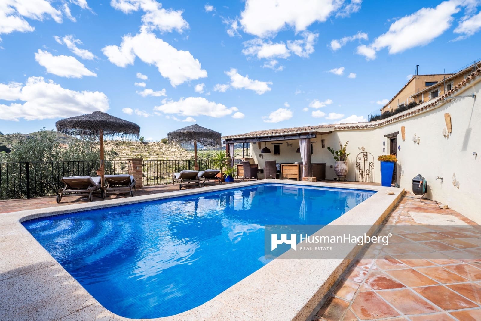 3 slaapkamer Villa te koop in Relleu met zwembad - € 709.000 (Ref: 9398078)