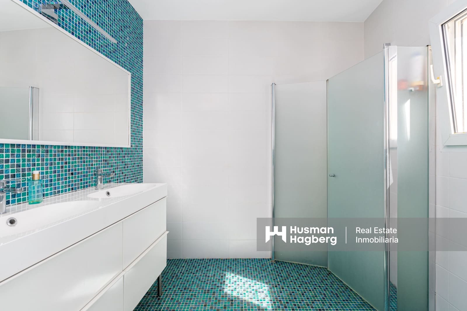 5 slaapkamer Villa te koop in Alfaz del Pi / L'Alfas del Pi met zwembad - € 1.350.000 (Ref: 9402924)