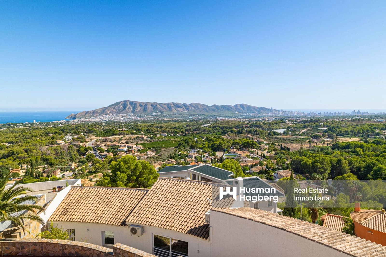 5 slaapkamer Villa te koop in Alfaz del Pi / L'Alfas del Pi met zwembad - € 1.350.000 (Ref: 9402924)