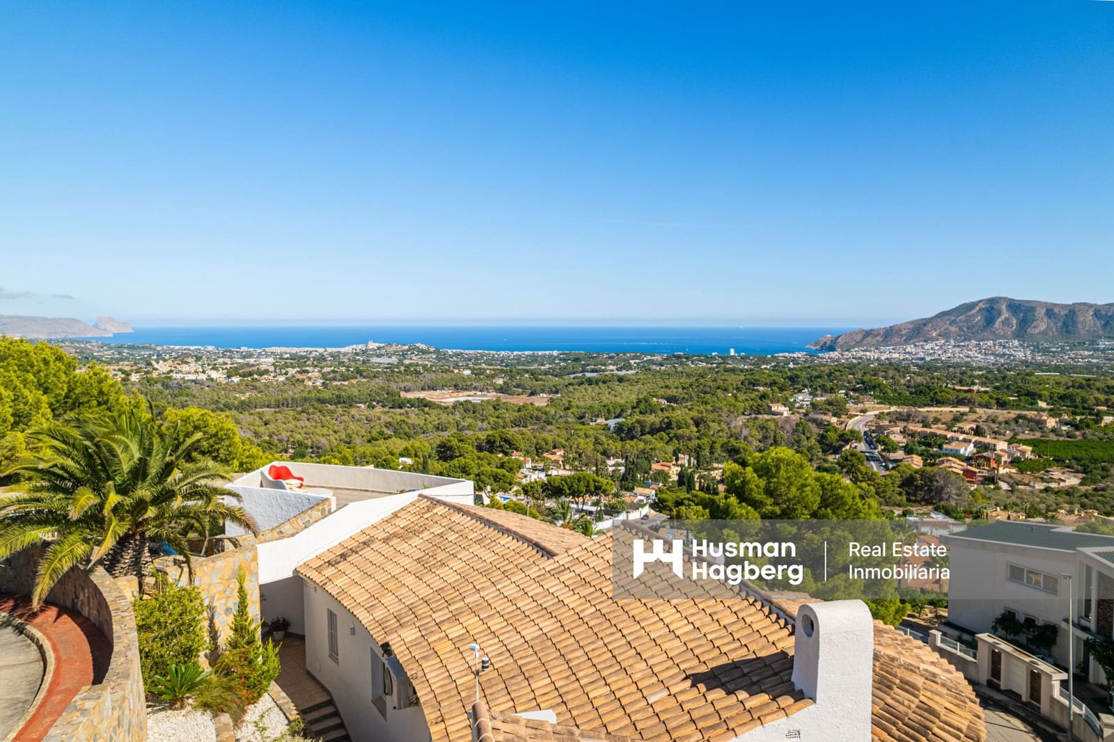 5 slaapkamer Villa te koop in Alfaz del Pi / L'Alfas del Pi met zwembad - € 1.350.000 (Ref: 9402924)