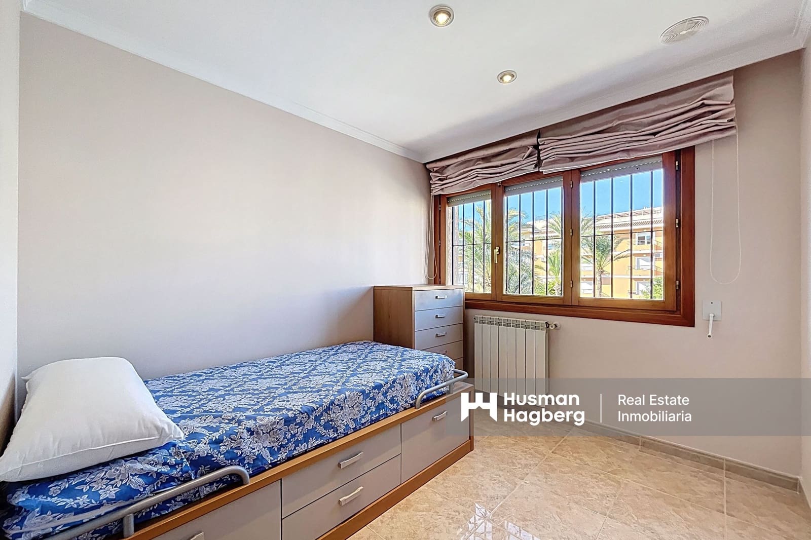 4 sovrum Villa till salu i Alfaz del Pi / L'Alfas del Pi med pool - 555 000 € (Ref: 9402925)