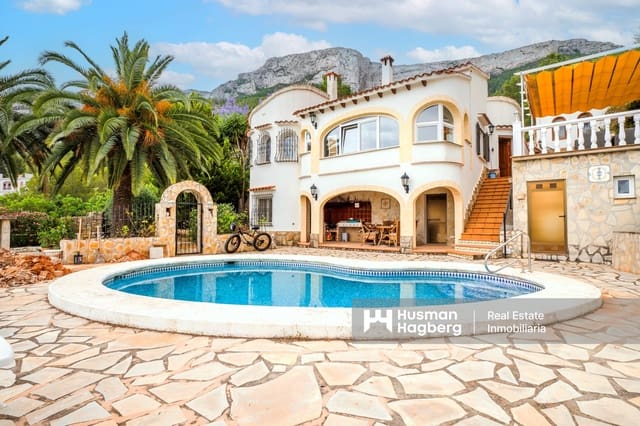 4 sovrum Villa till salu i El Montgó, Dénia med pool - 595 000 € (Ref: 9402926)