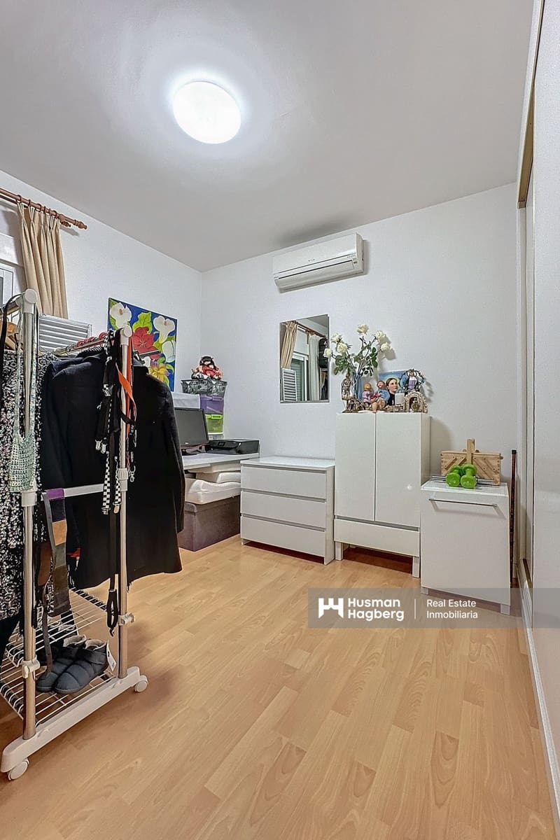 4 quarto Moradia para venda em La Nucia com piscina - 765 000 € (Ref: 9402938)