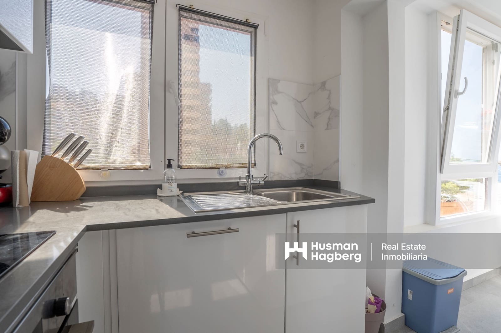 3 soveværelse Lejlighed til salg i Benidorm med swimmingpool - € 425.000 (Ref: 9402940)