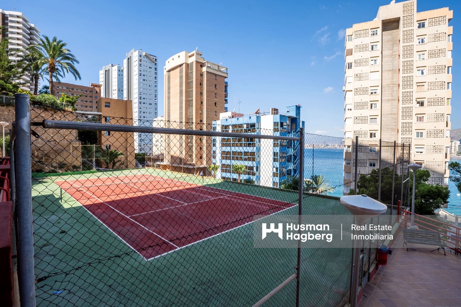 3 soveværelse Lejlighed til salg i Benidorm med swimmingpool - € 425.000 (Ref: 9402940)