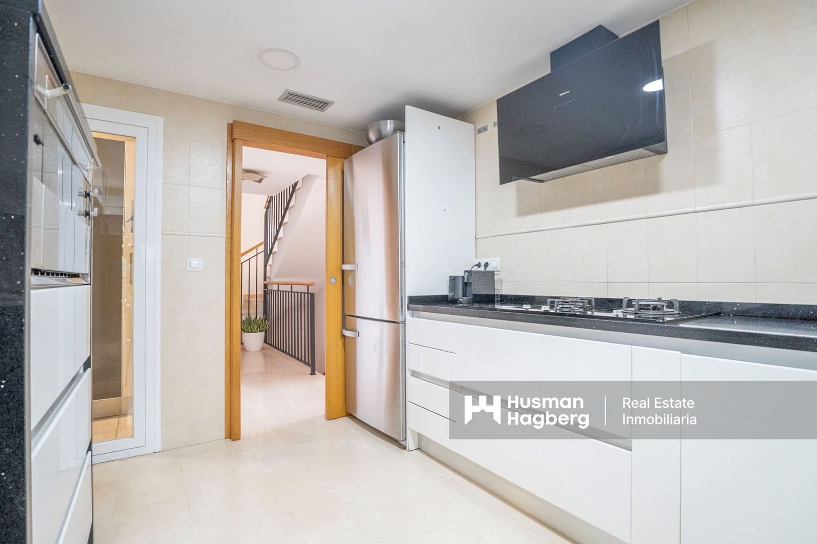 3 bedroom Townhouse for sale in La Nucia with pool - € 435,000 (Ref: 9409105)