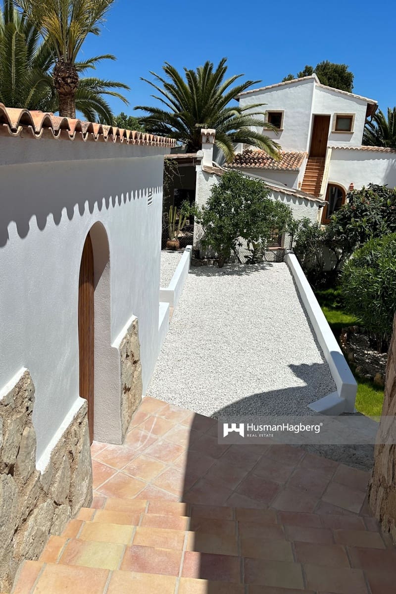 4 chambre Villa/Maison à vendre à Javea / Xabia avec piscine - 1 450 000 € (Ref: 9425604)