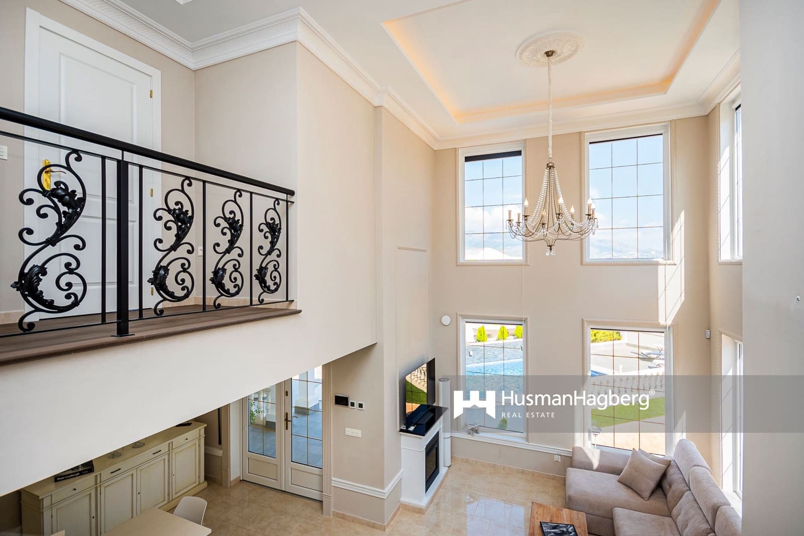 3 bedroom Villa for sale in Albir with pool - € 1,349,000 (Ref: 9429507)