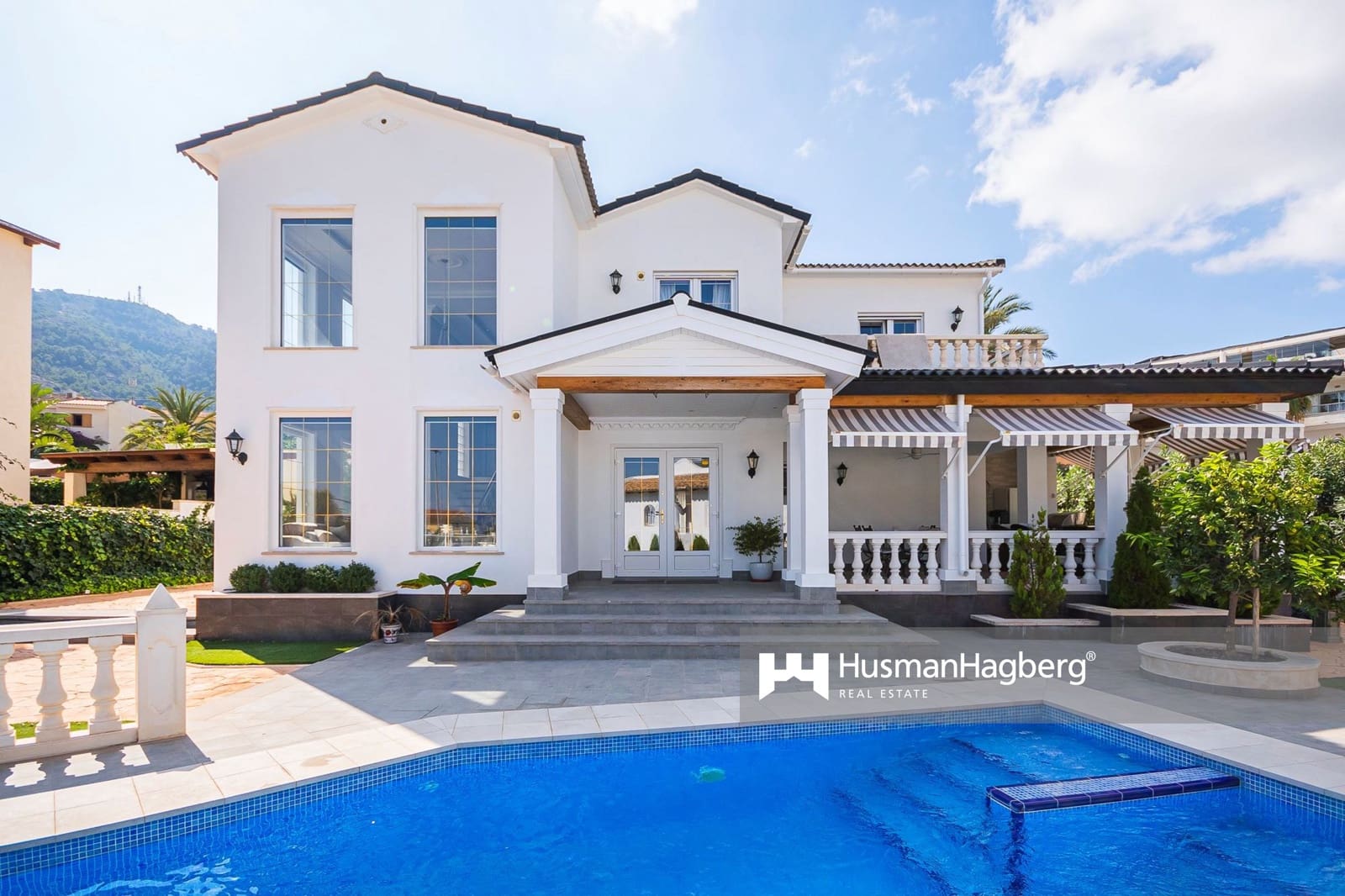 3 bedroom Villa for sale in Albir with pool - € 1,349,000 (Ref: 9429507)