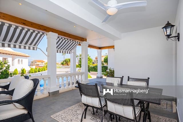 3 bedroom Villa for sale in Albir, Alfaz del Pi / L'Alfàs del Pi with pool - € 1,349,000 (Ref: 9429507)