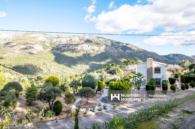 3 bedroom Villa for sale in Guadalest - € 520,000 (Ref: 9432876)