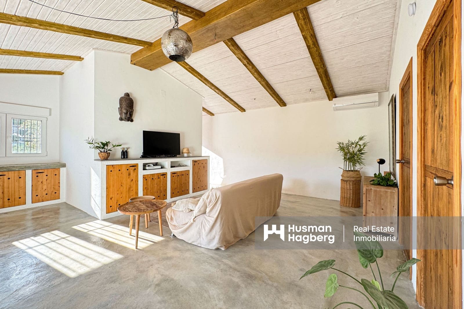 5 bedroom Villa for sale in Polop with pool - € 375,000 (Ref: 9432877)